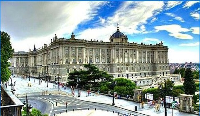 Краљевски двор у Мадриду